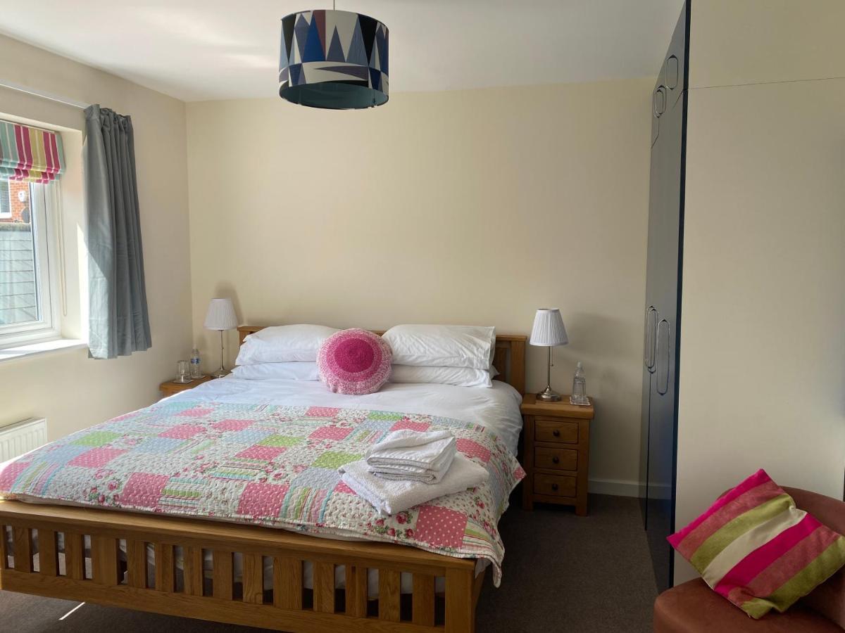 Wellington View One En Suite Shower And Super King Bed Luaran gambar